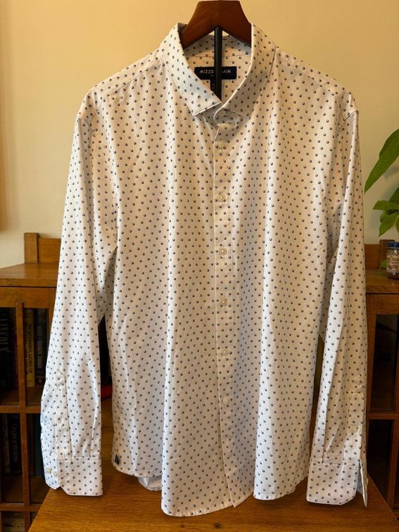 Mizzen + Main Leeward Long Sleeve, Size XL Trim Fit, No Tuck Dress Shirt, No Dry Clean, No Wrinkle Retail: $158