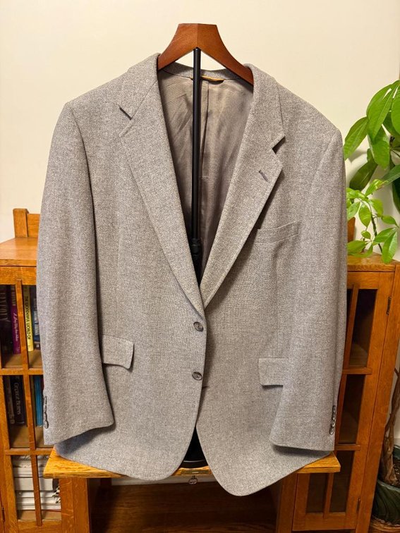 Hart Schaftner & Marx 100% Cashmere Sport Coat / Blazer, 2-Button, Vintage Gold Trumpeter Classic Sport Coat