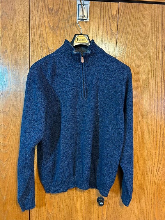 Oscar De La Renta Sweater 1/4 zip, Size 2XL, Body-60% Cotton, 40% Acrylic, Trim-77% Polyester, 23% Acrylic, VG Condition