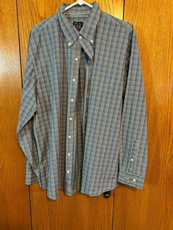 Jos. A Bank, Travelers Collection, Long Sleeve Button-up, Size XL, 100% Cotton, VG Cond.