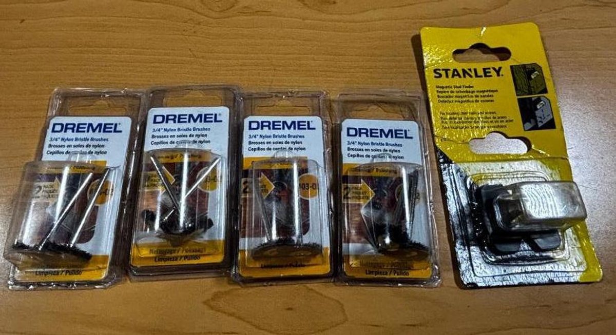 Lot of 4 New Dremel Attachments and Stanley Stud Finder