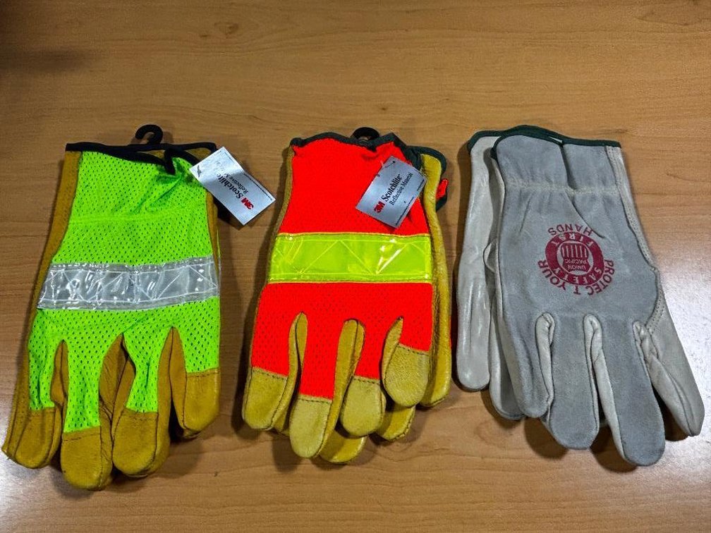 Lot of 3 New Work Gloves, Med, Large & XL