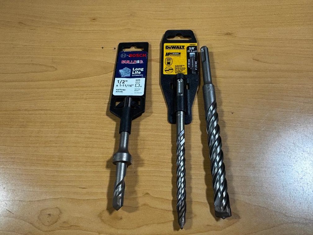 Lot of 3 New Bits, Dewalt & Bosch, 5/8in, 1/2in & 3/8in