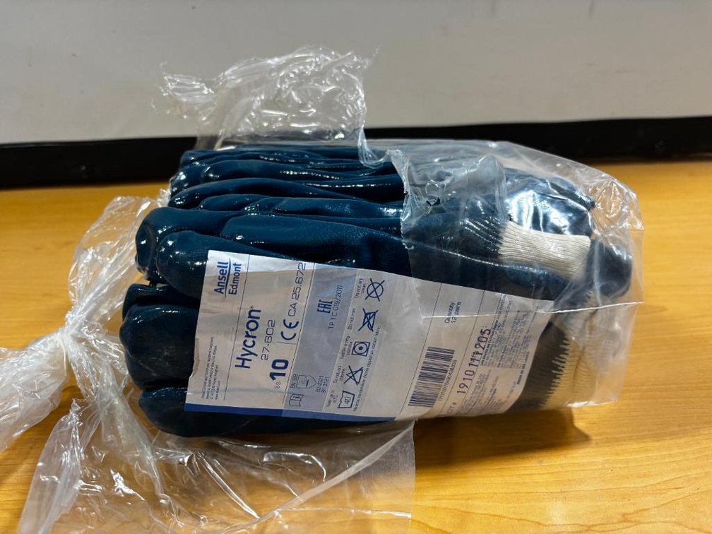 Pack of Ansell Edmont Hycron Gloves