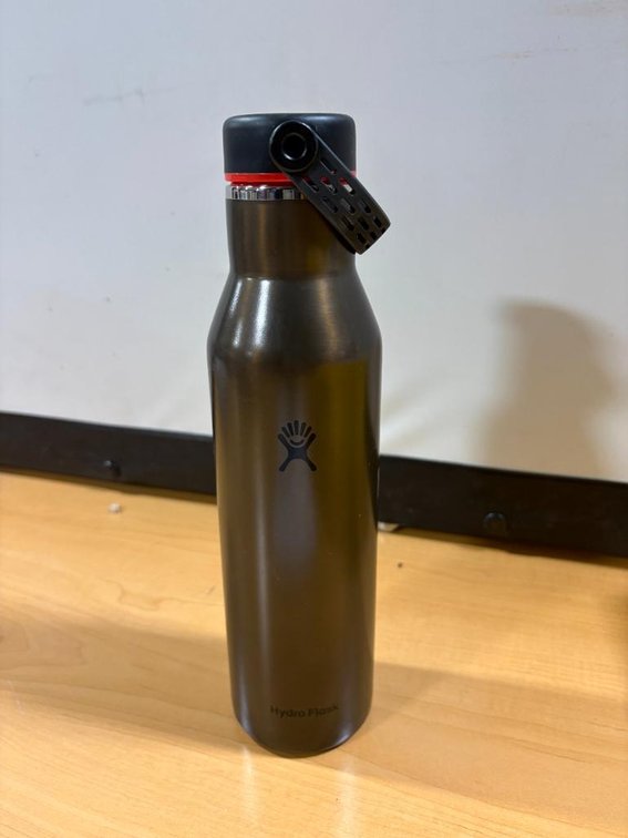 New, 21oz HydroFlask, Standard Mouth, Trail, Lightweight, Obsidian