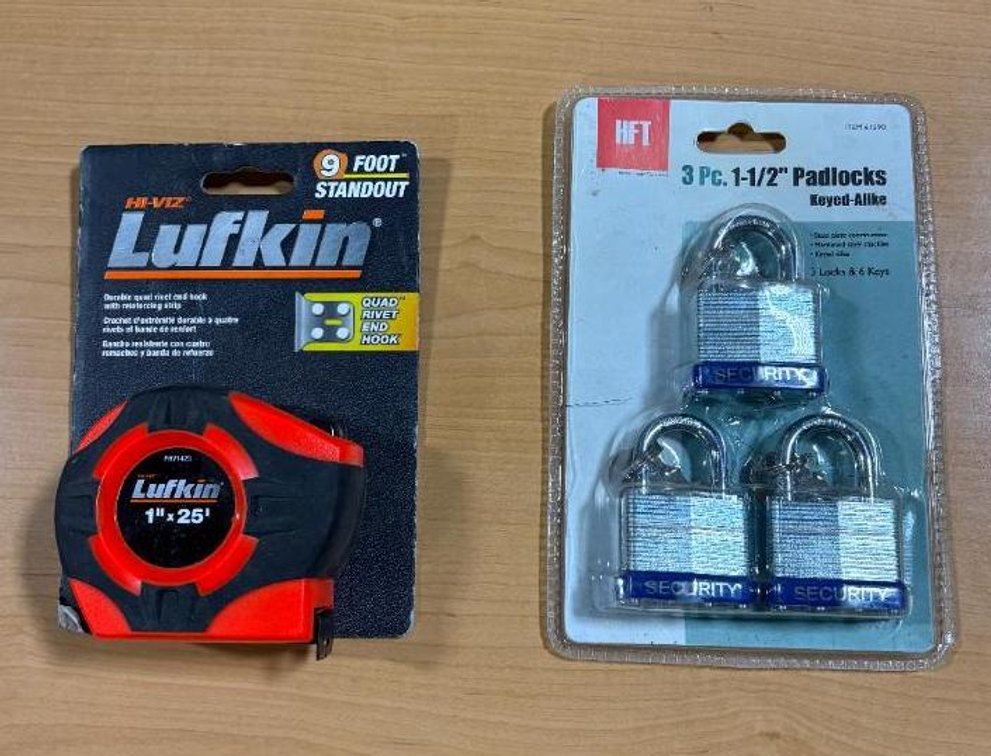 Lufkin HD 25ft Tape Measure w/ 9-Food Standout, New 3pc 1-1/2in Padlocks w/ Keys