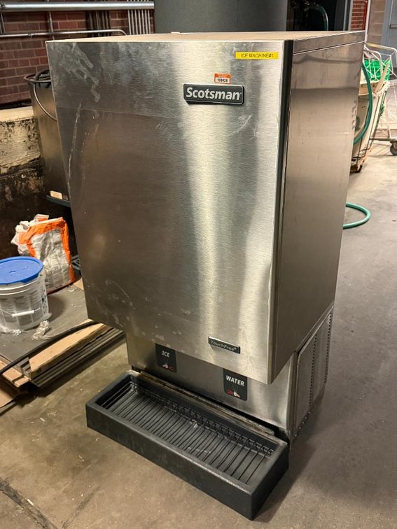 Scotsman Model: MDT5N40A-1J 40lb Countertop Nugget Ice Maker & Water Dispenser 115v Water Cooled