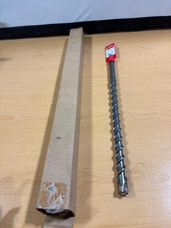 New, Bosch SpeedX HC5041, 7/8in, 16in Cut, 21in Long Rotary Hammer Bit, MSRP $75.00
