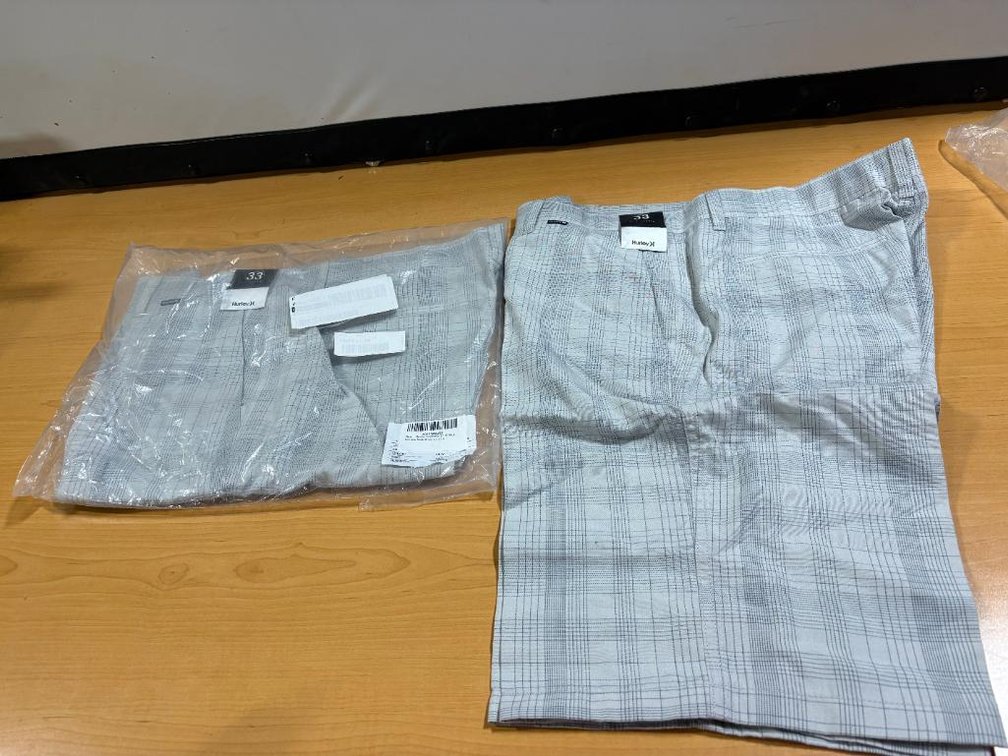 Lot of 2, New, Hurley Granada 21.5in Walk Shorts, Wolf Grey, 33in W x 21-1/2in