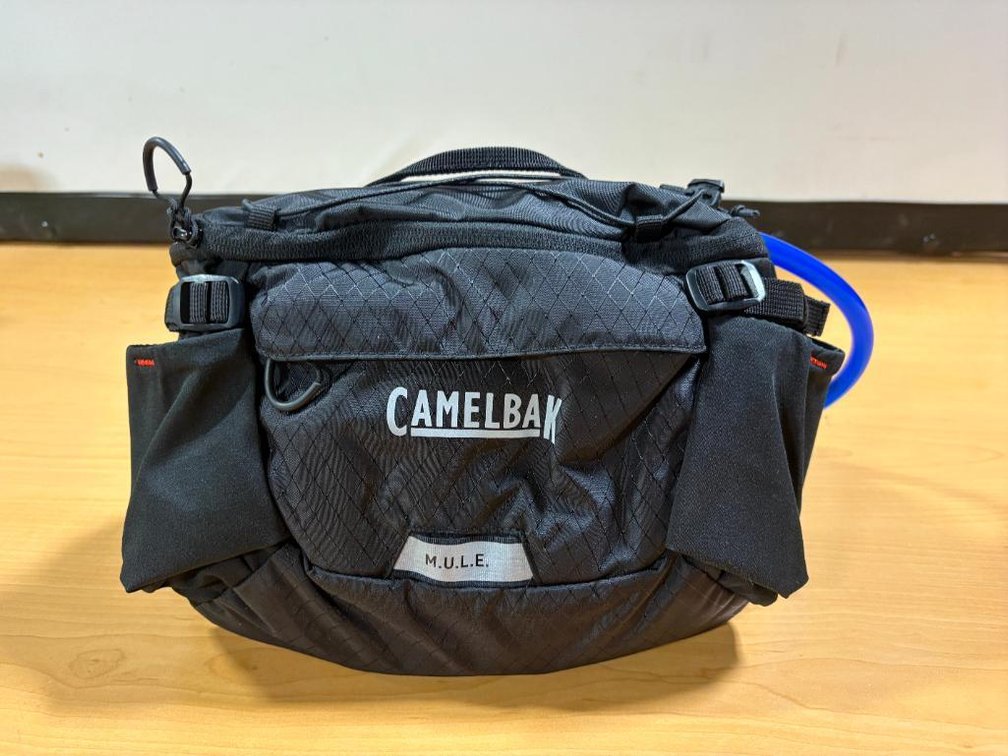 Camelbak M.U.L.E. Black, 5 Hydration Waist Pack, Nylon Ripstop Fabric