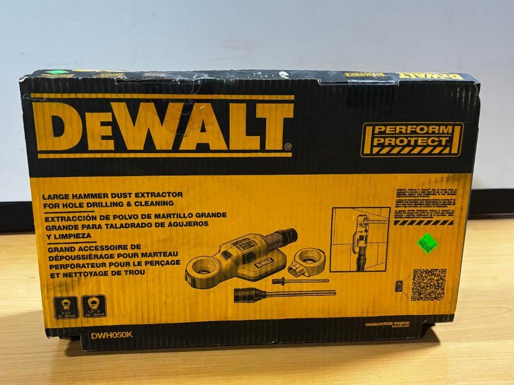 DeWalt Large Hammer Dust Extractor, New in Box, DWH050K