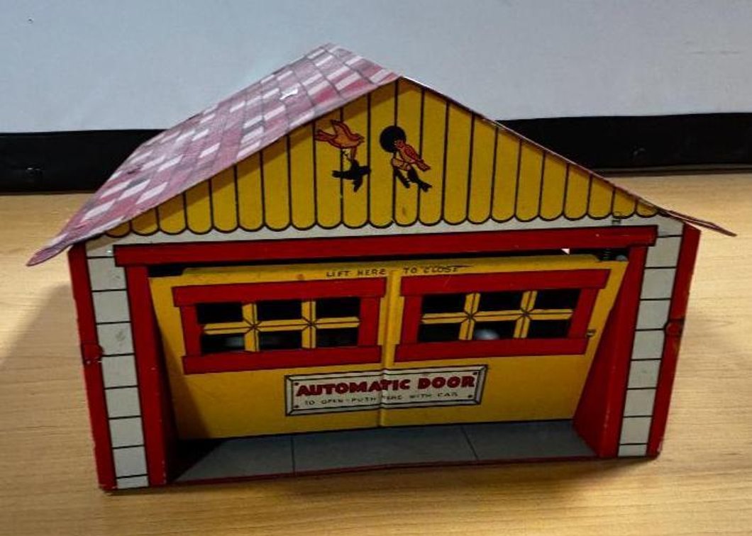 Vintage Marx Tin Litho Toy Automatic Garage Door Play Toy, c. 1940's or 50's