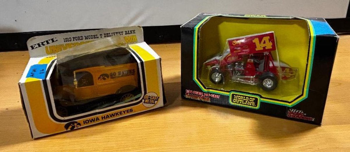 Lot of 2, New, Toys, Iowa Hawkeyes Diecast Bank Model T Delivery & World of Outlaws 1:24 Scale Die Cast Sprint Car