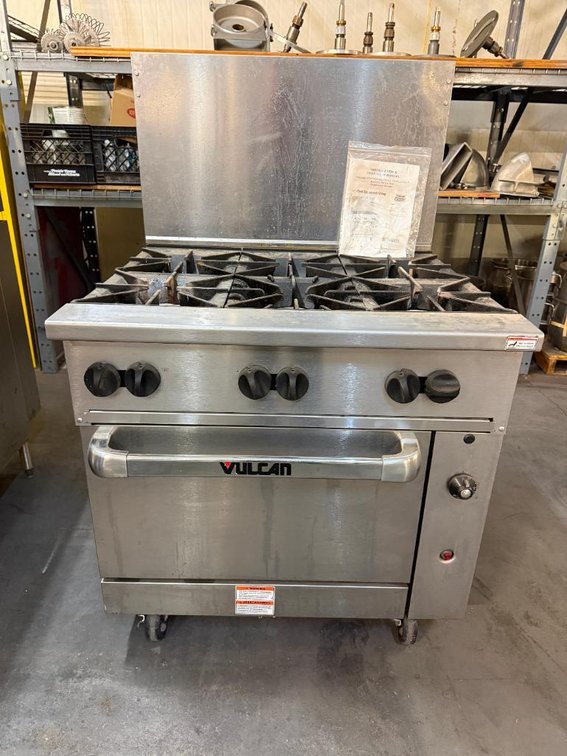 Vulcan Endurance / Wolf Challenger Modular Series Gas 6-Burner Commercial Gas Range / Oven, Mobile Base, Model: 36S-6BN