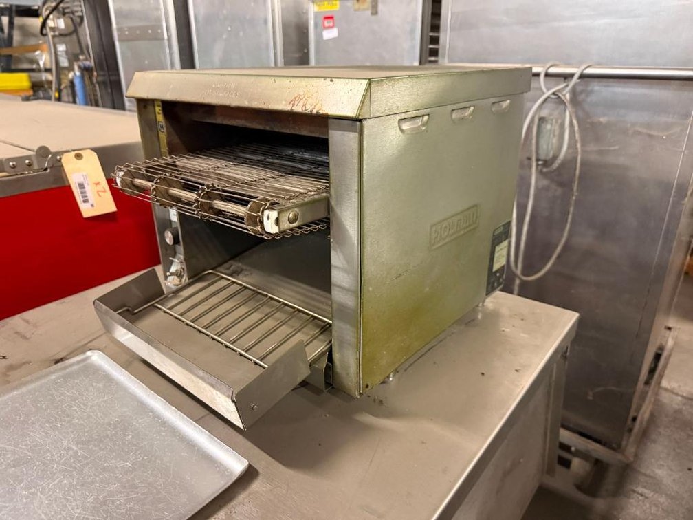 Holman Model EZ10 (Star-Holman) Compact, Electric Stainless Steel Conveyor Toaster Oven