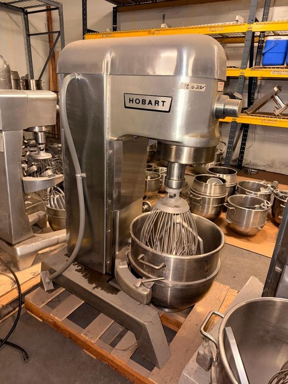 Hobart Model H-600 DT Commercial 60-Quart Stand Mixer w/ Bowl, Whisk & Flat Beater, 1PH, 115v