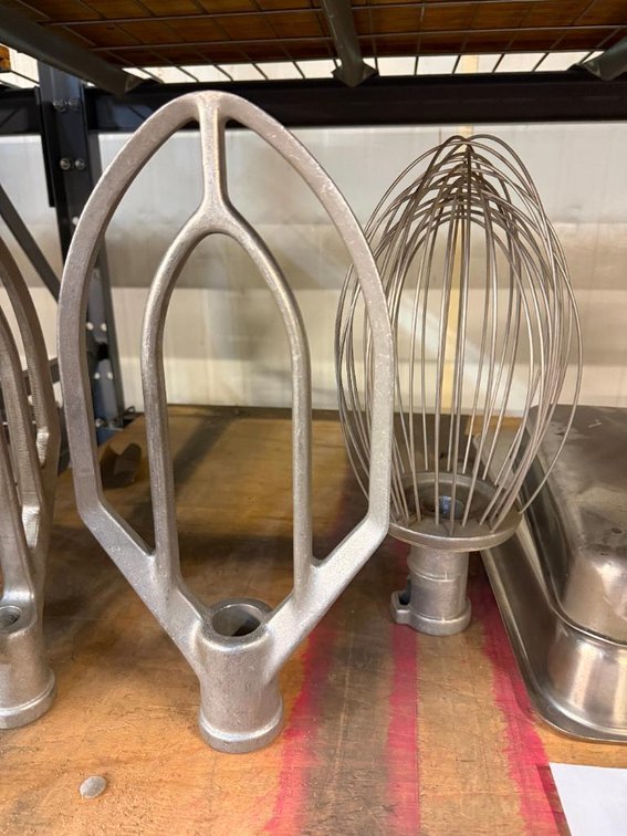 Hobart 30-Quart Stand Mixer Flat Beater & Whisk Attachments Combo