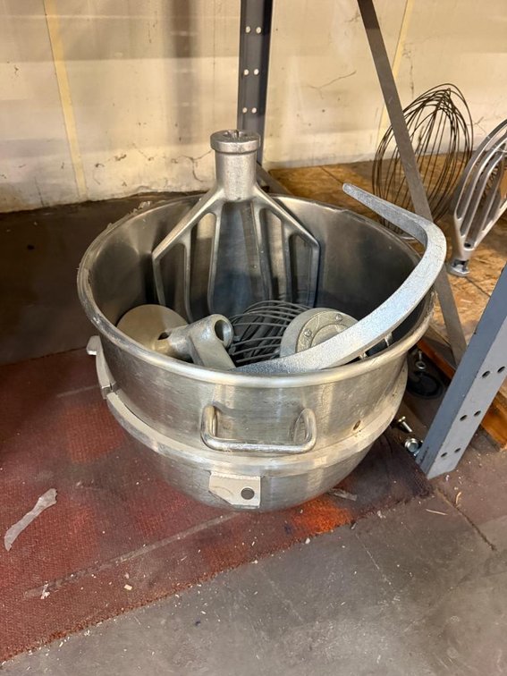 Hobart 60-Quart Stand Mixer Bowl, Dough Hook, Flat Beater & Whisk Attachments Combo