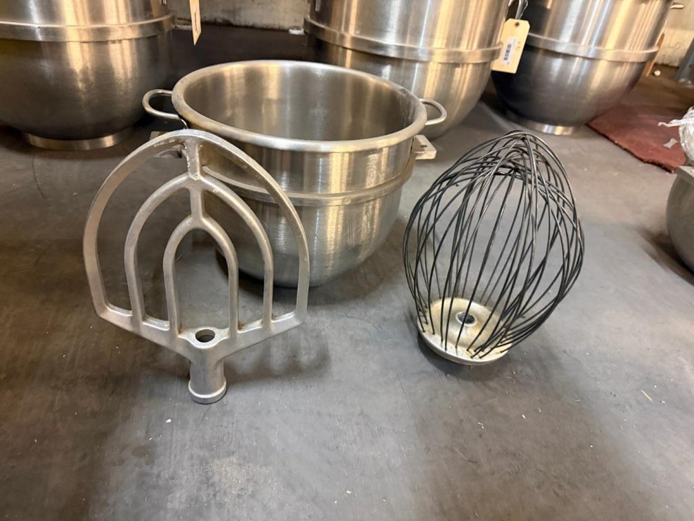 Hobart 20-Quart Stand Mixer Bowl, Flat Beater & Whisk Attachments Combo