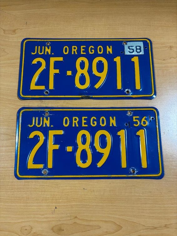Set of 1956 Oregon License Plates