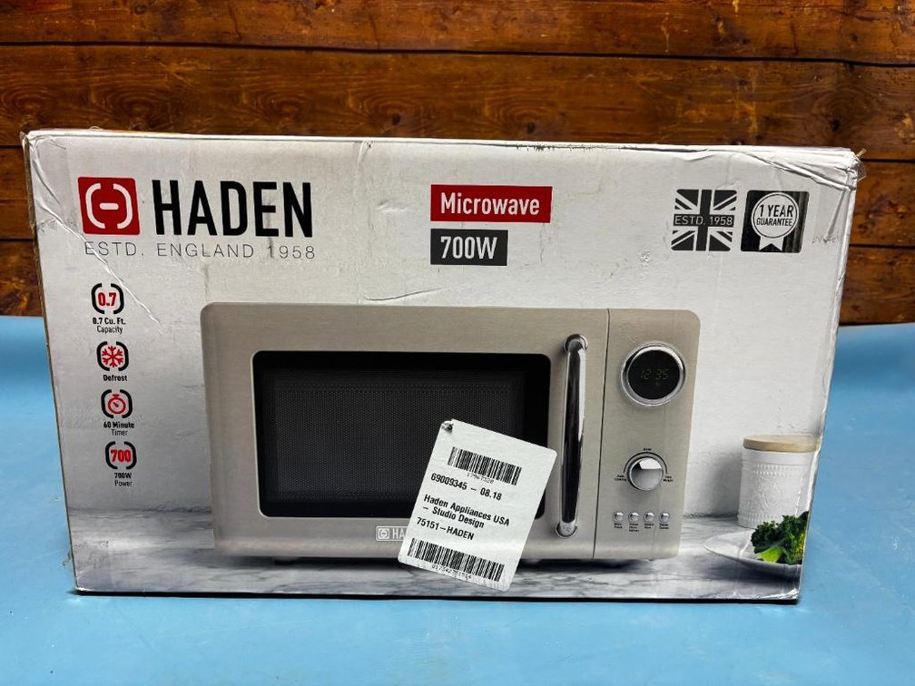New in Box, Haden Microwave, 700 Watt, England Brand