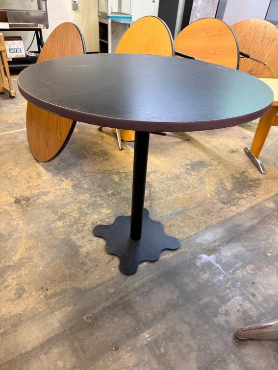 Pub Table, Round Work Table