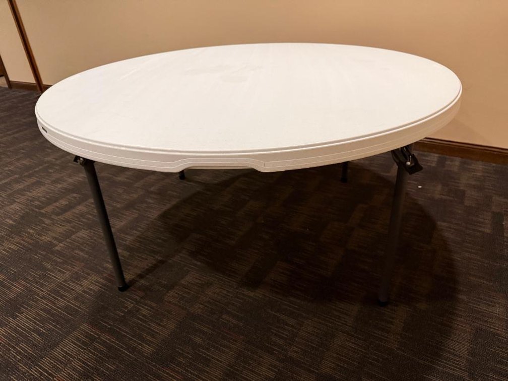 Lifetime 5ft Round Folding Banquet Table