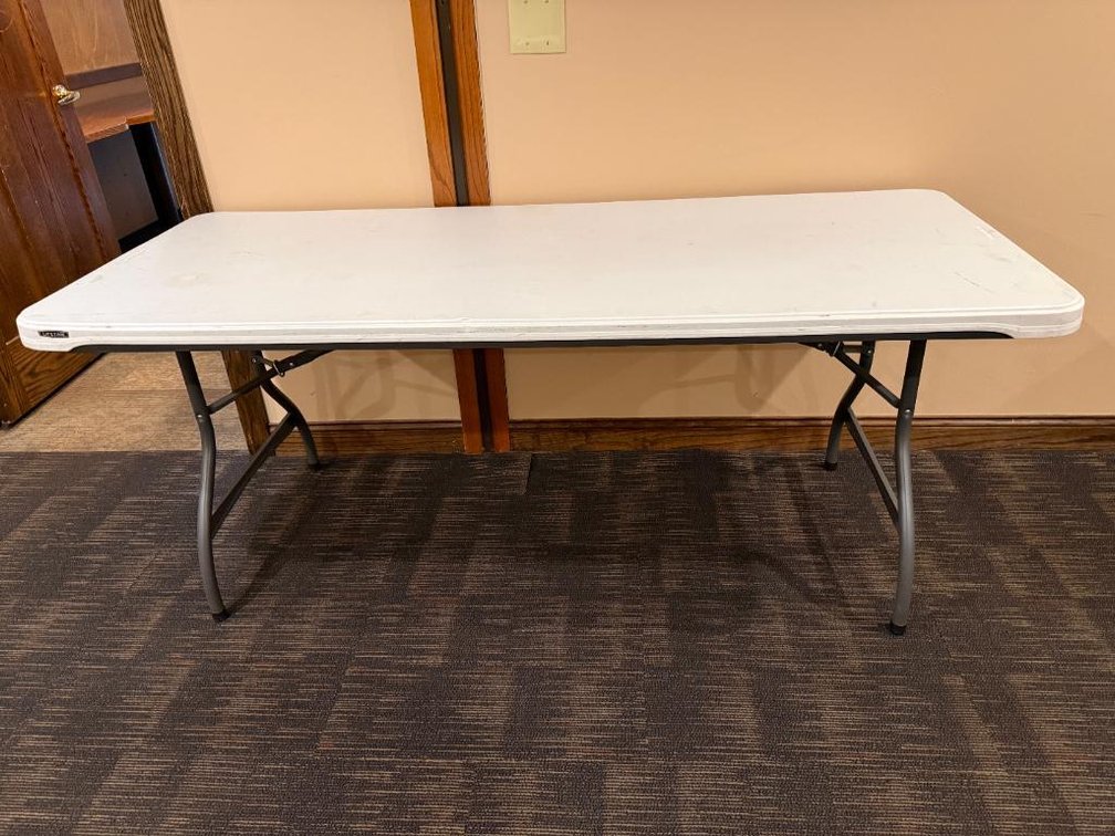 Lifetime 6ft  Folding Banquet Table