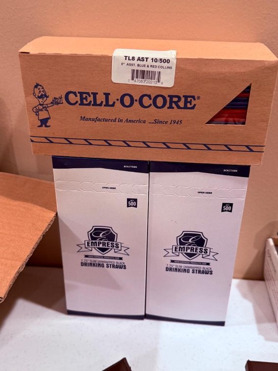 3 Cases of Straws