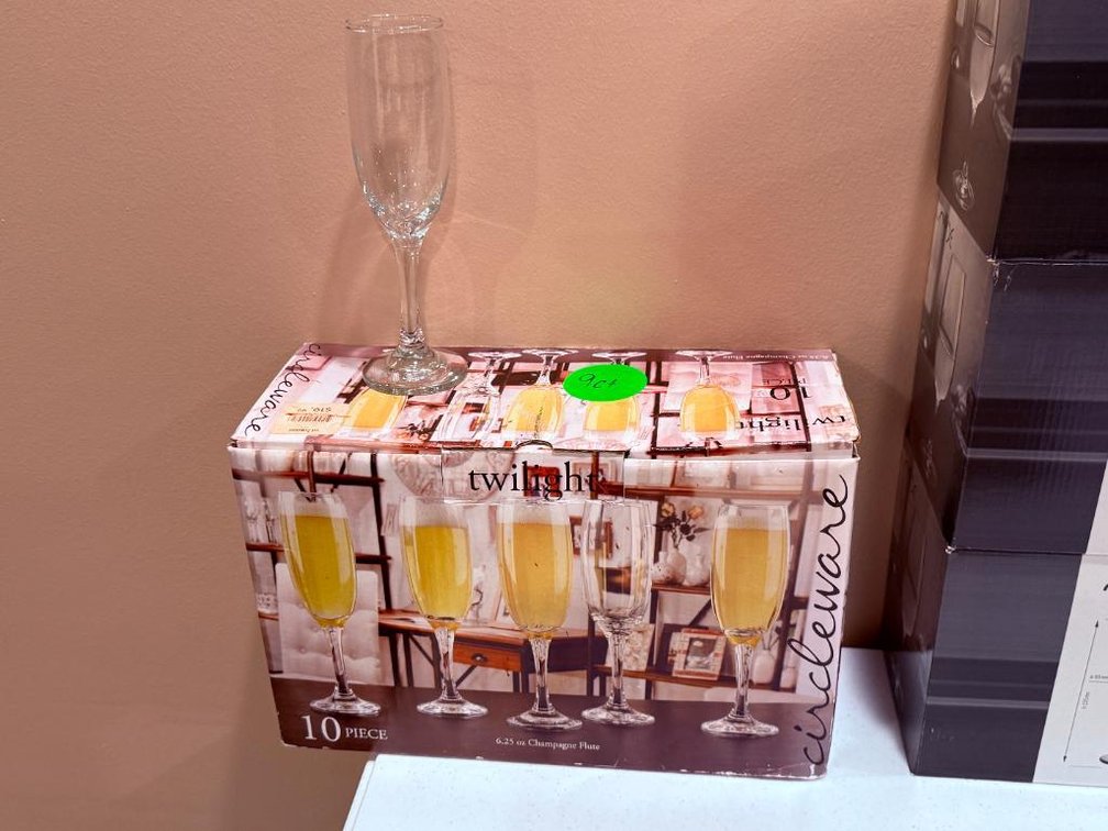 9 Qty, 6-1/4oz Champagne Flutes