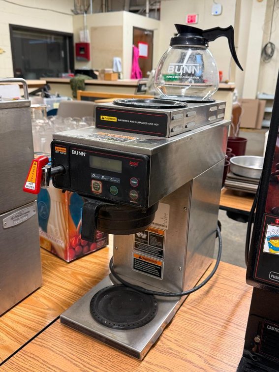 BUNN Model Axiom-15-3 Coffee Brewer