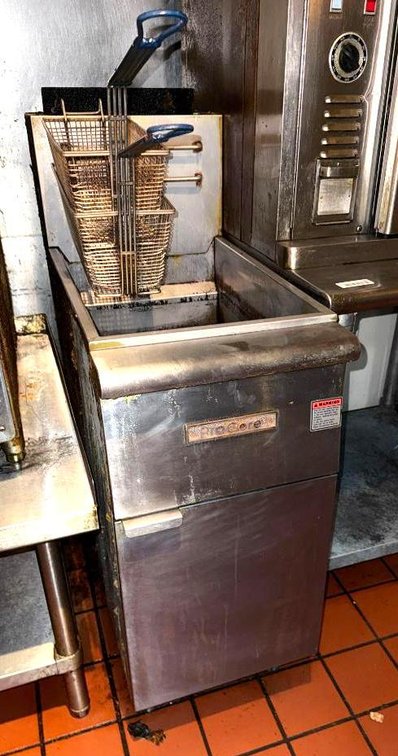 TriMark Model TF4-N Natural Gas Floor Fryer