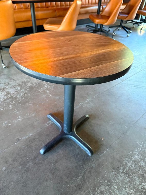 24in Round Laminate Top Cocktail Table