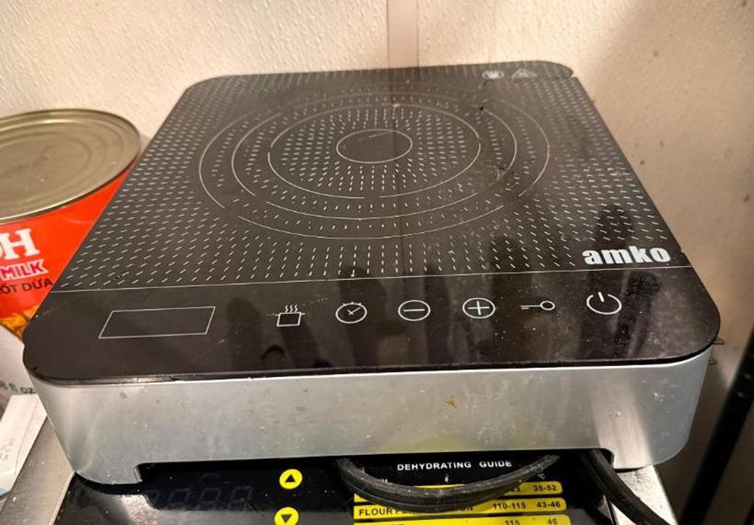 amko Model JDL-C18D40 Induction Range, Electric 120v