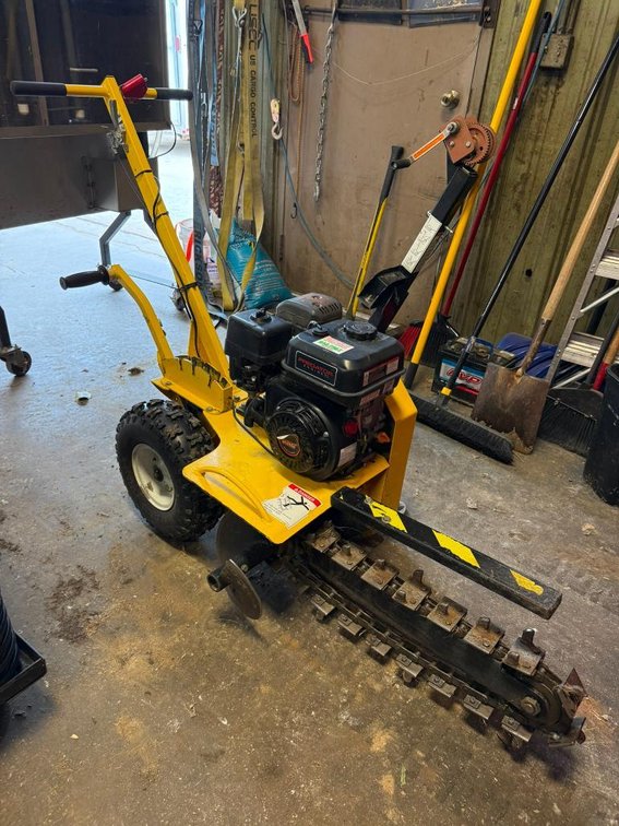 Ground Hog T-4 HS-18 Trencher w/ Factory Hitch Mount Carrier