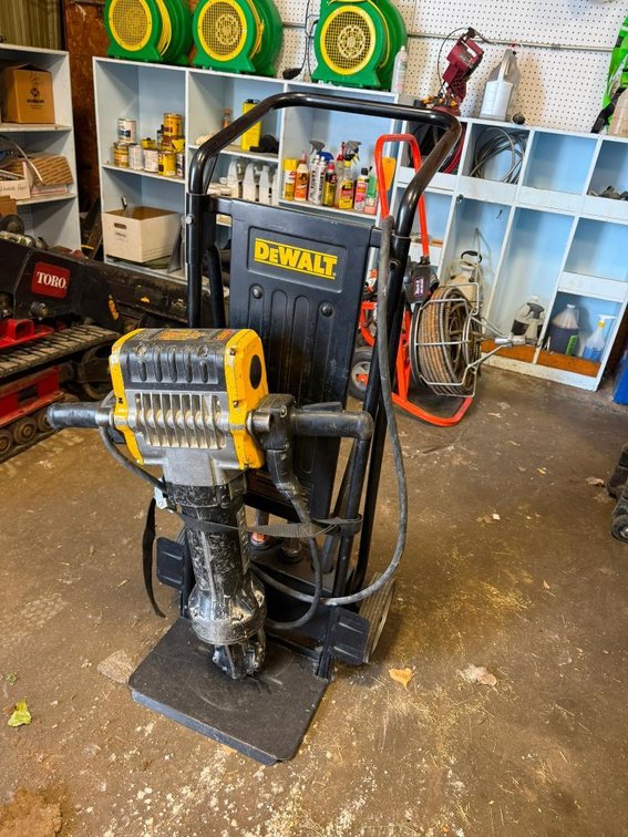 DeWalt D25980 Pavement Breaker Jack Hammer, Includes Cart & 5 Bits