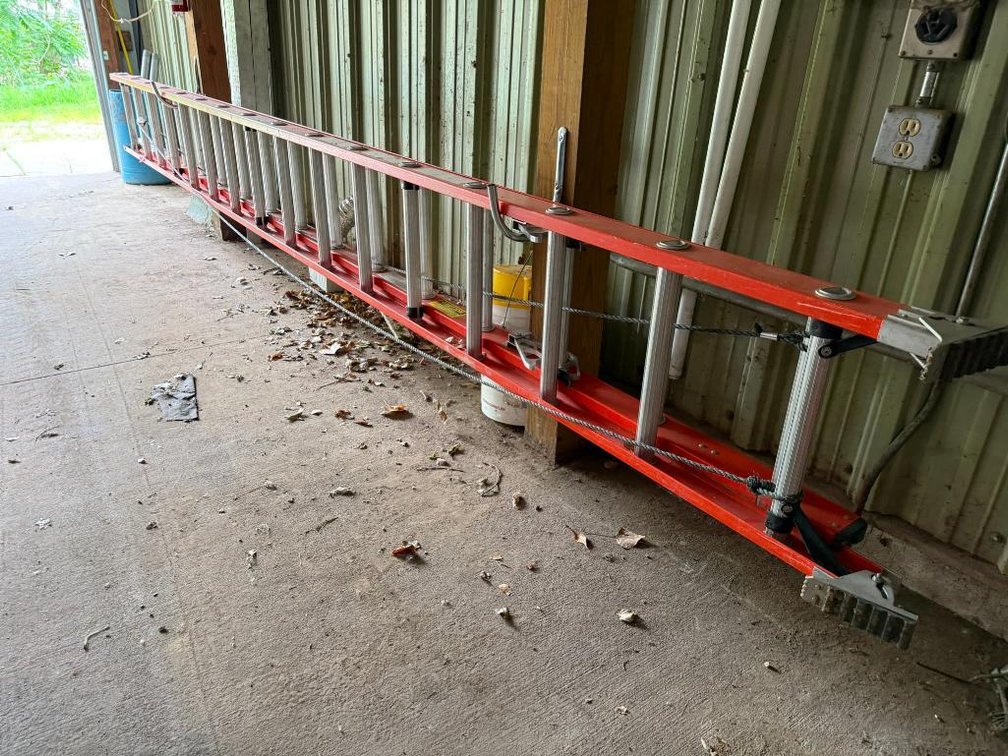 Werner 32ft Fiberglass Extension Ladder