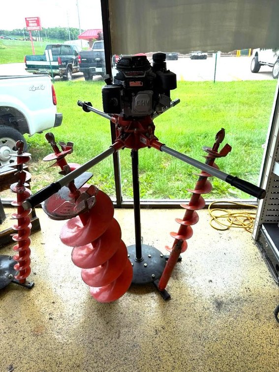 General M343H Two-Man Gas Auger, Honda GXV 160 Gas Engine, w/ 3 Auger Bits, 6in, 8in & 12in