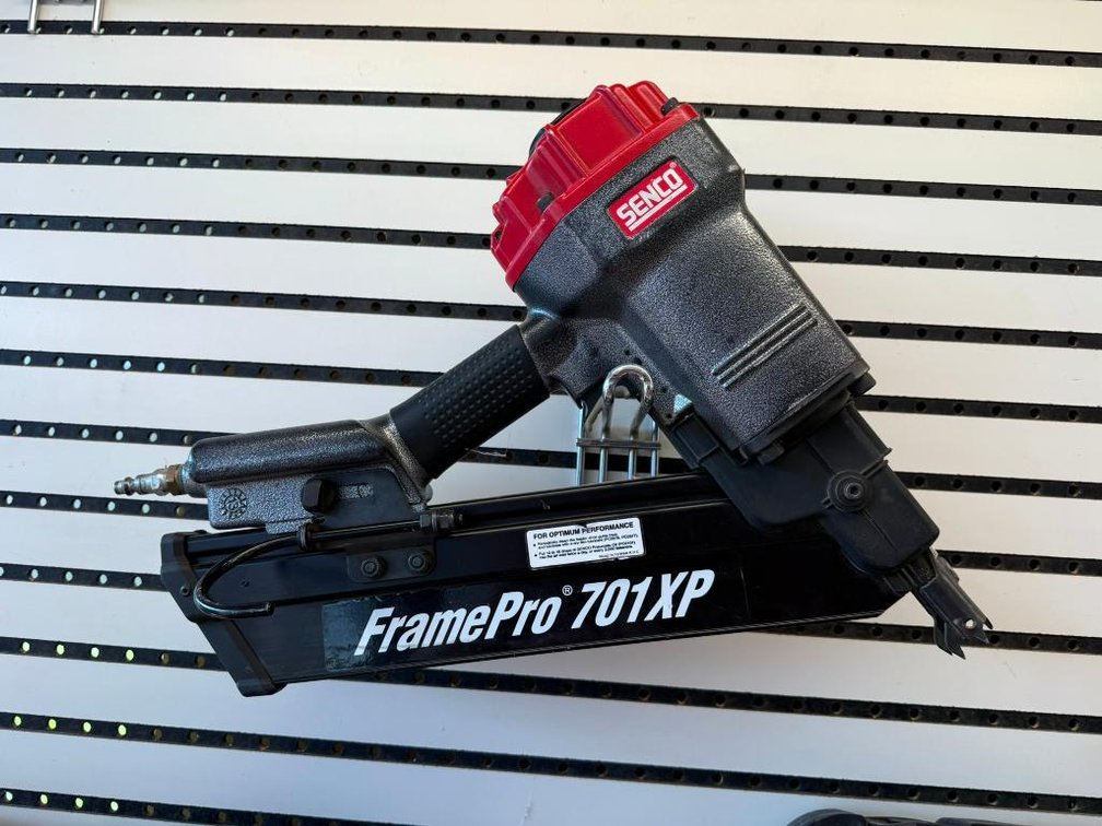 Senco FramePro 701XP Framing Air Nailer