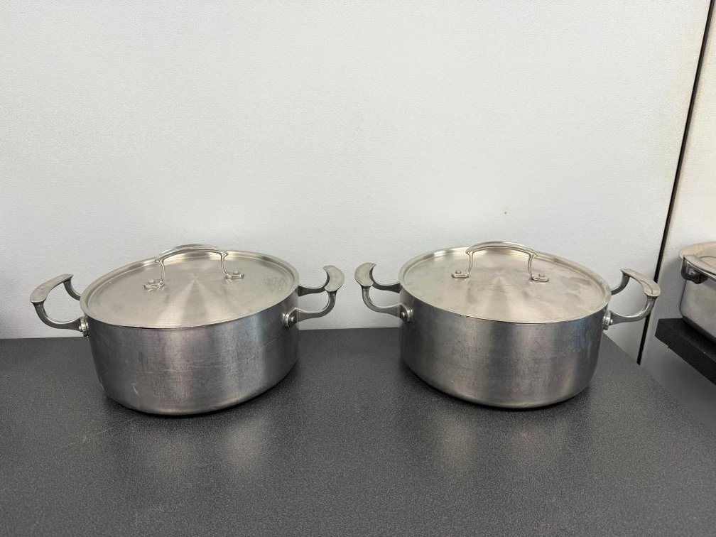 Lot of 2, Vollrath 49411 Miramar Display Cookware 5 Qt. Casserole Pan with Low Dome Cover