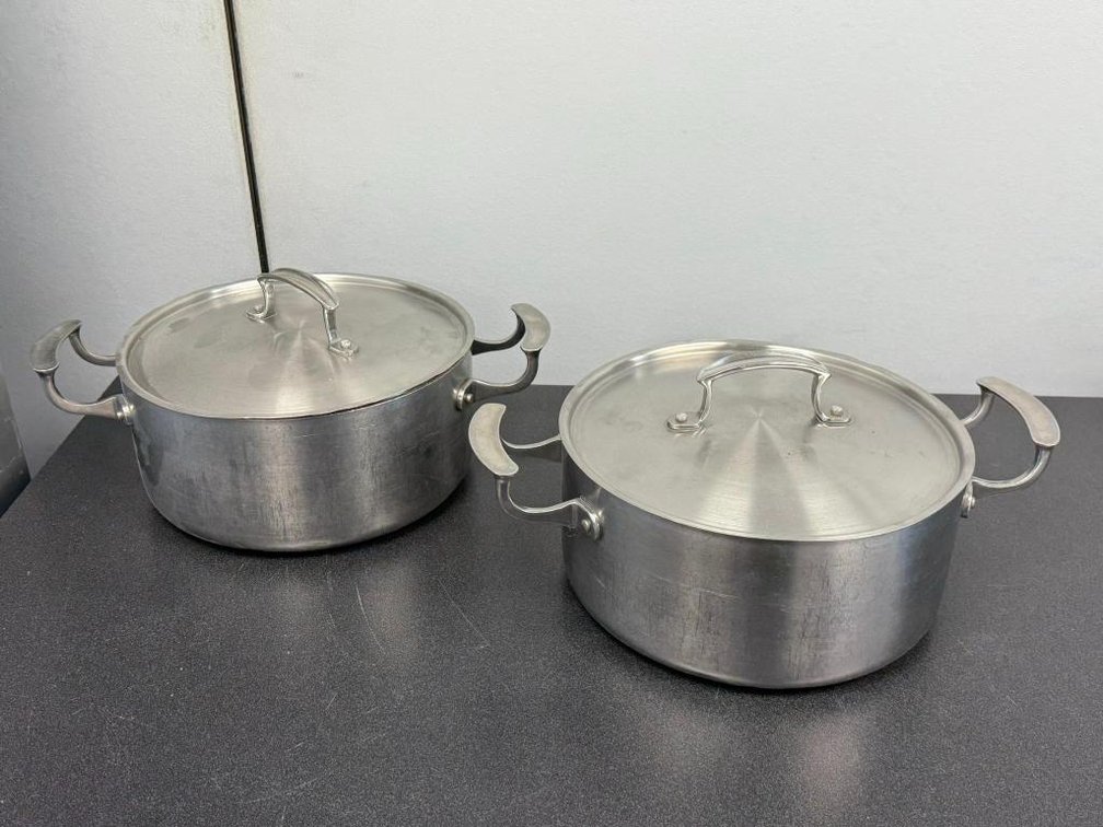 Lot of 2, Vollrath 49411 Miramar Display Cookware 5 Qt. Casserole Pan with Low Dome Cover
