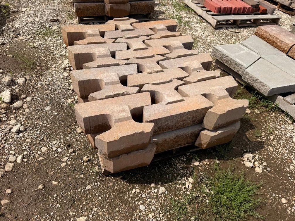 Pallet of Retaining Wall Blocks