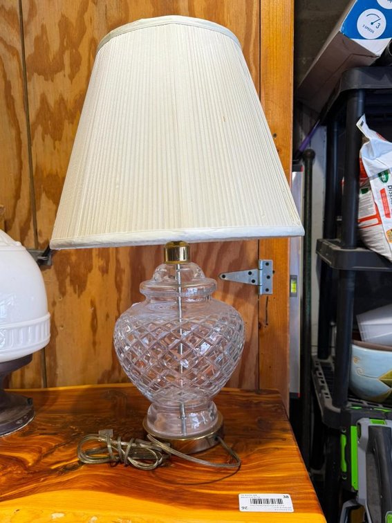 Waterford Crystal Table Lamp, Minor Damage to Shade, Very Nice and Stunning