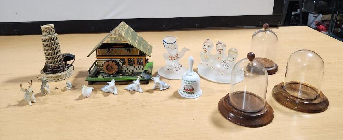 Colletibles,Miniatures w/ Three Glass Dome Covers