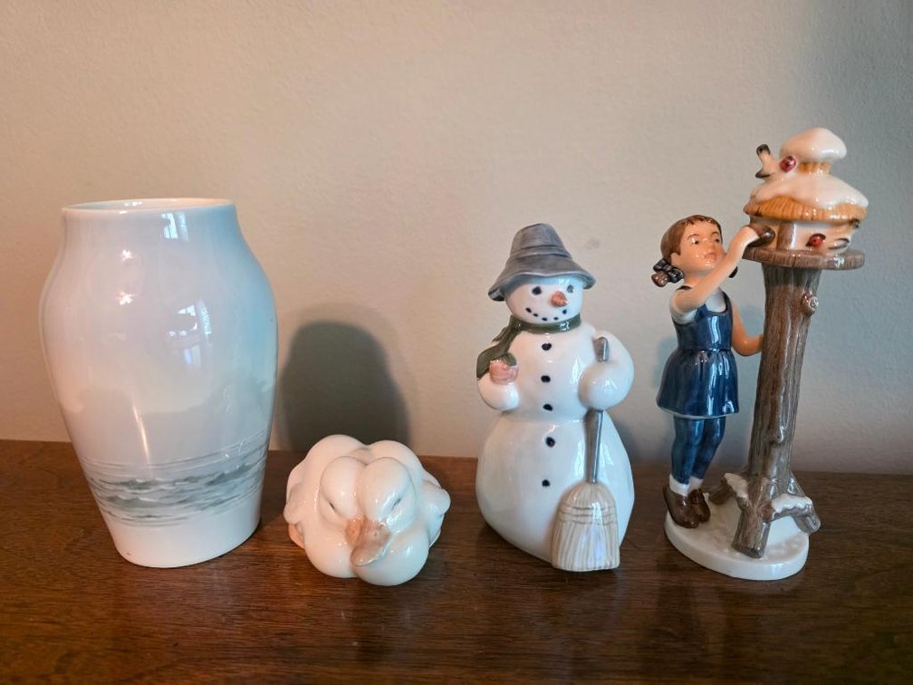 Lot of 4 Royal Copenhagen Porcelain Vase & Figurines