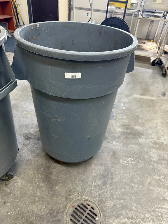 HD Trash Can on Dolly