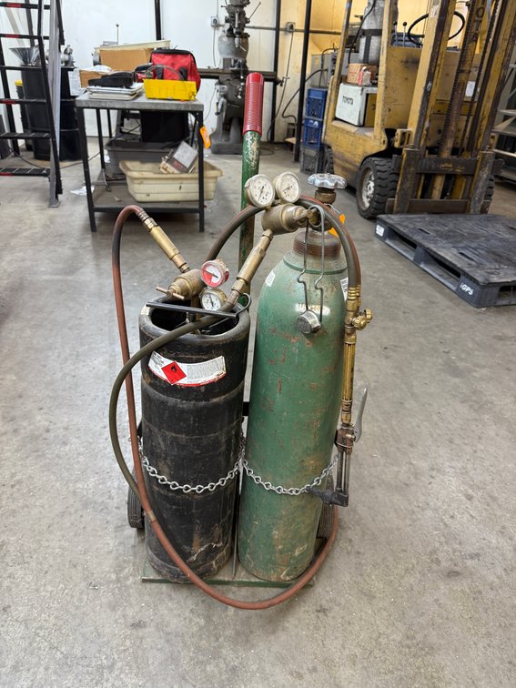 Oxygen/Acetylene Cutting Torch Outfit, Medium Bottles, Striker, Victor Gauges, Hoses & Cart