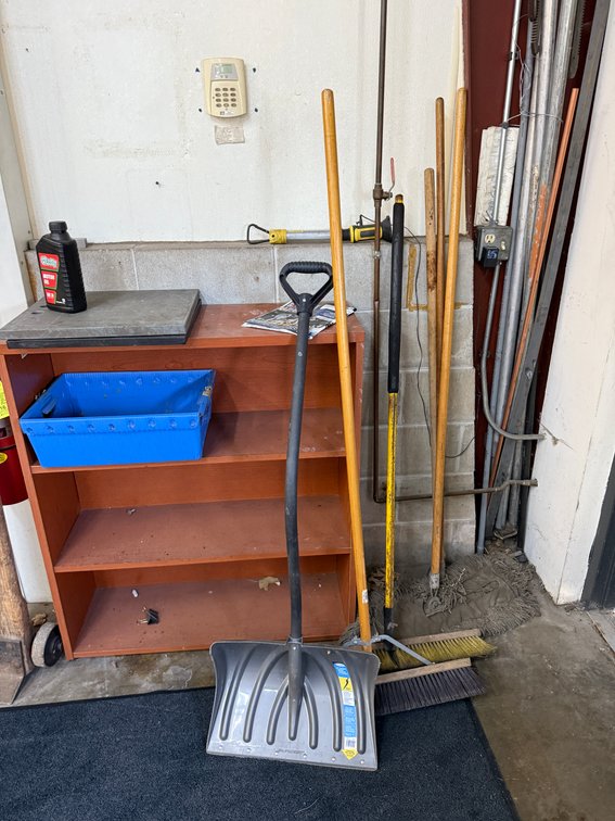 Snow Shovel, Push Brooms, Floor Dry Mop