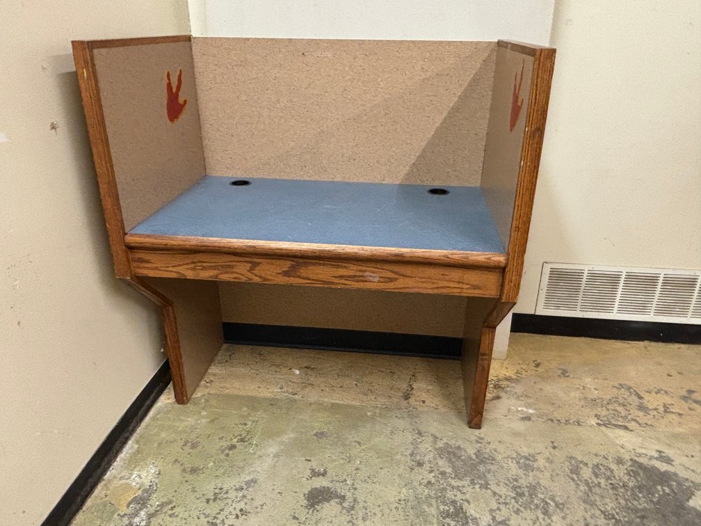 Cubicle Style Work Station, Great for Home Study