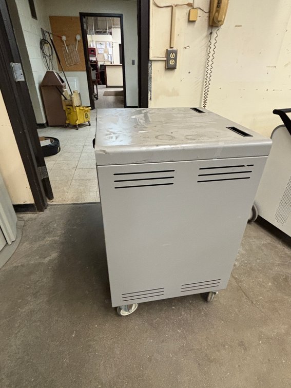 Spectrum Laptop / Tablet Charging Cart